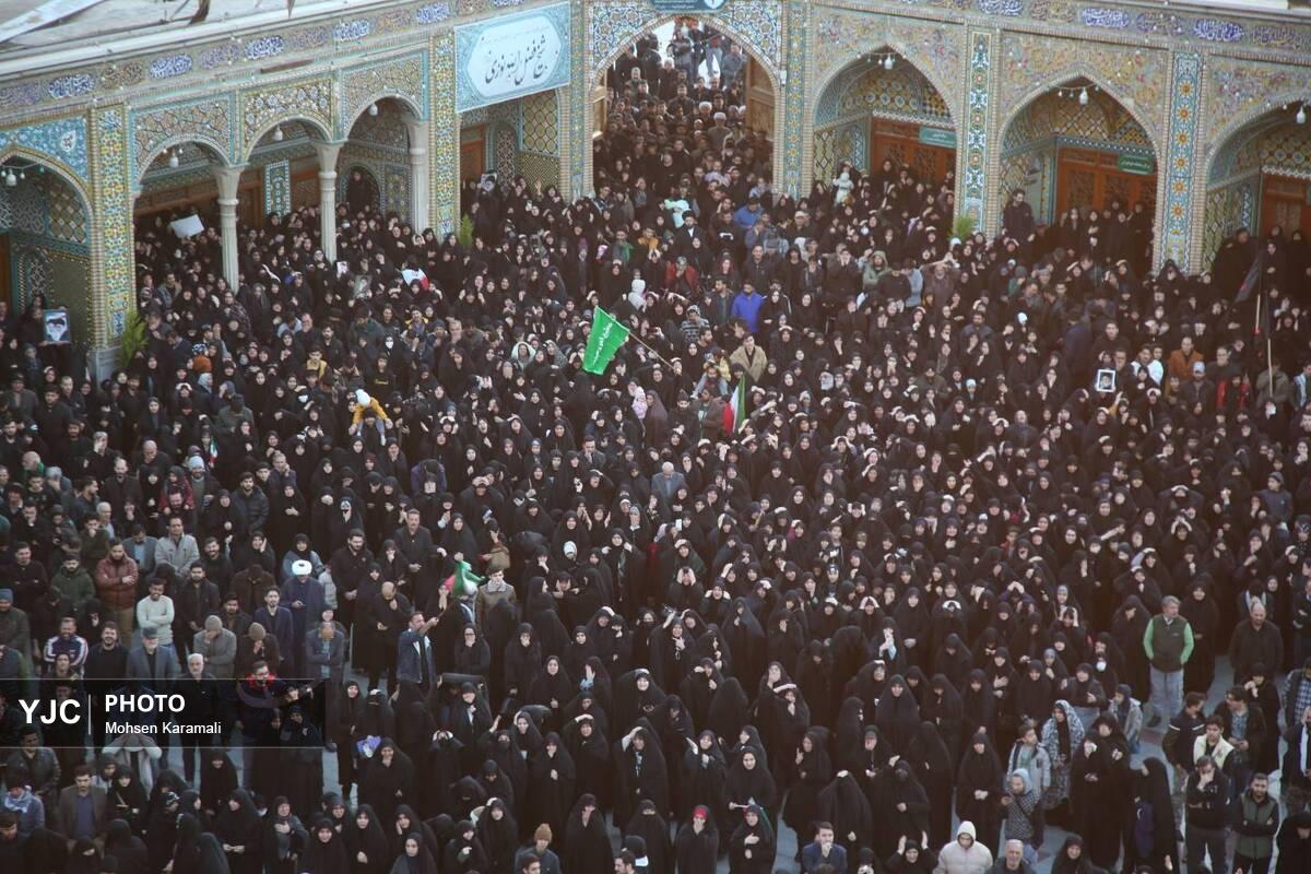 اجتماع مردم تبریز, کیش و همدان همزمان با خبر شهادت امام خامنه‌ای (ره)