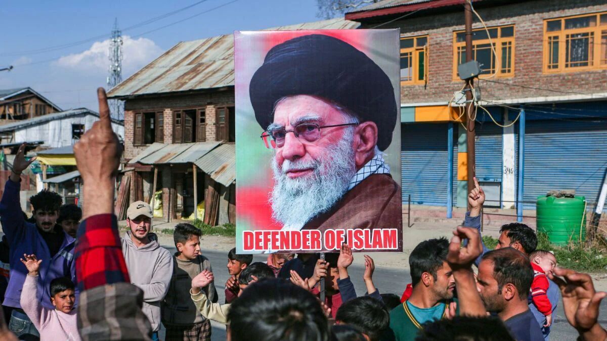 ۴۰ روز عزا عمومی در کشمیر و جامو در پی شهادت رهبر انقلاب اسلامی