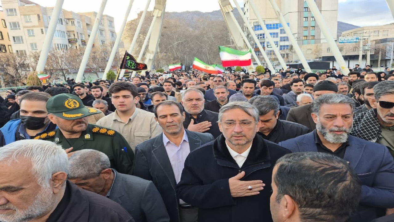 غرش موشک‌های نقطه زن سپاه بر سر مواضع اسرائیل و آمریکا ادامه دارد/ جریان خون حسینی در رگ‌های رهبر شهید انقلاب