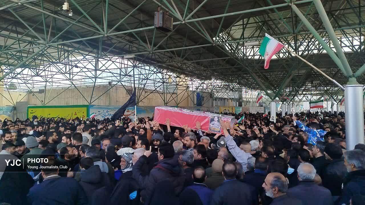 تشییع باشکوه دو شهید حملات اخیر صهیونی - آمریکایی در بروجرد برگزار شد + فیلم