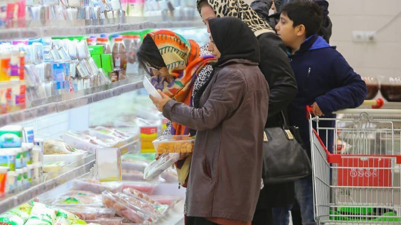 کمبود کالای اساسی در هیرمند وجود ندارد