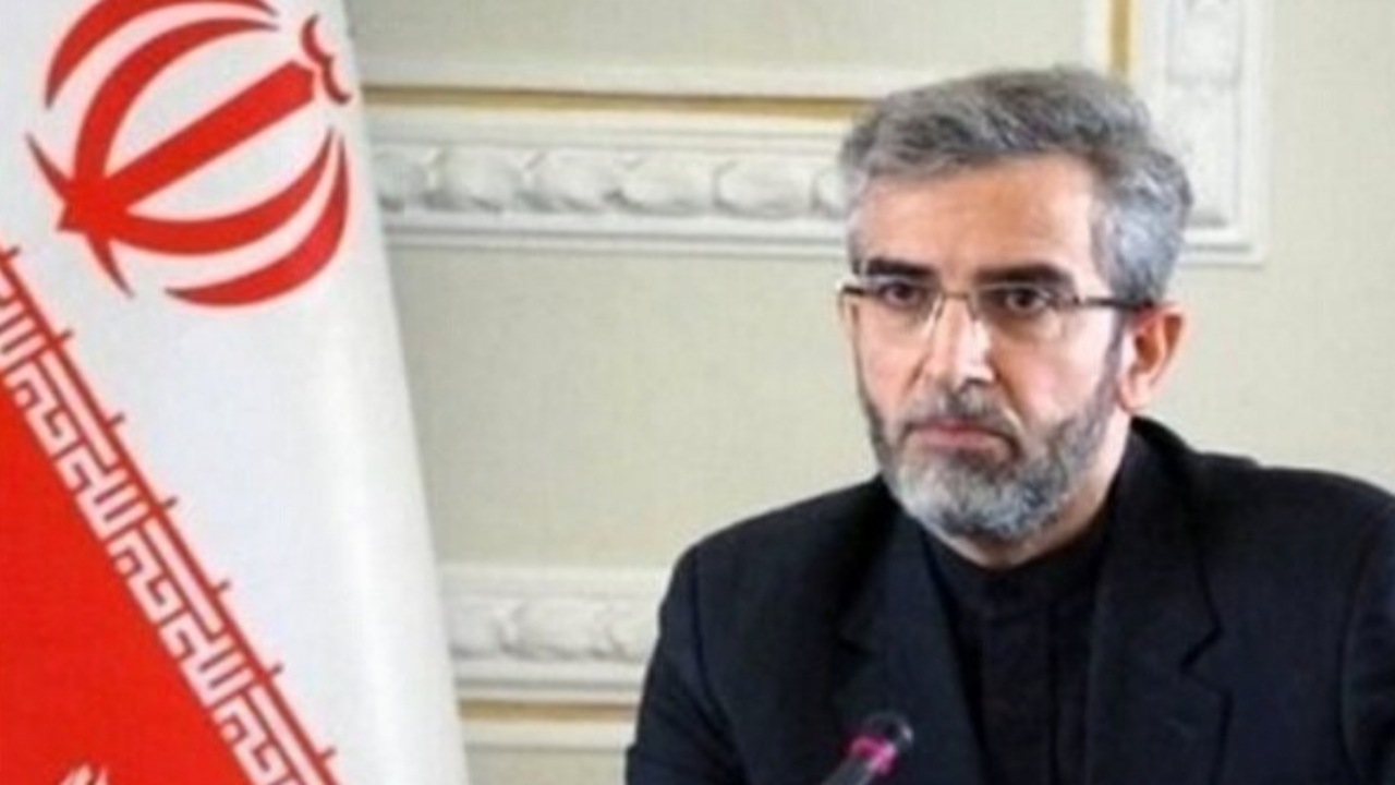علی باقری: برای استقلال کشور هزینه را محاسبه نمی‌کنیم