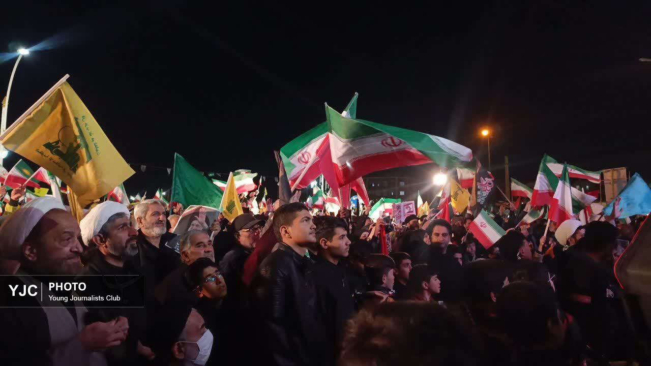 عزاداری مردم سمنان در سوگ شهادت رهبر انقلاب اسلامی عزاداری مردم سمنان در سوگ شهادت رهبر انقلاب اسلامی