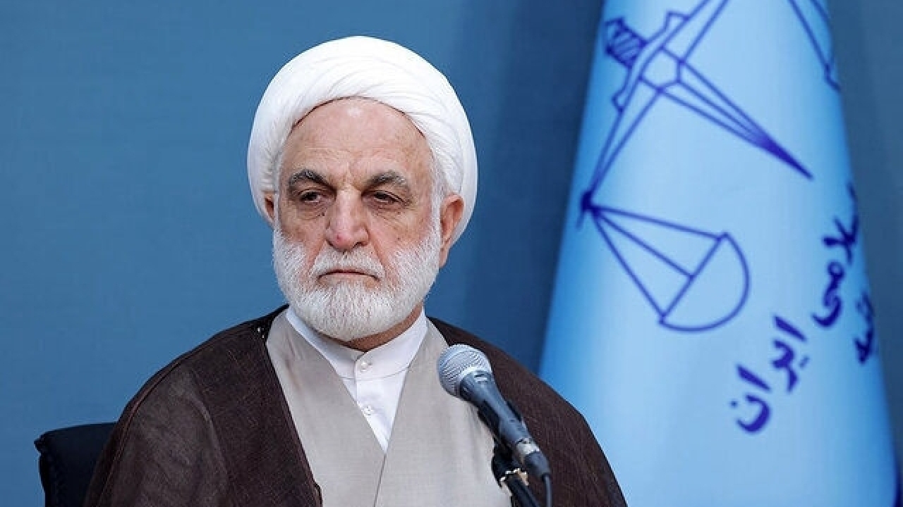 رئیس قوه قضاییه: با افرادی که در راستای خواست دشمن عمل کنند با قاطعیت برخورد خواهد شد