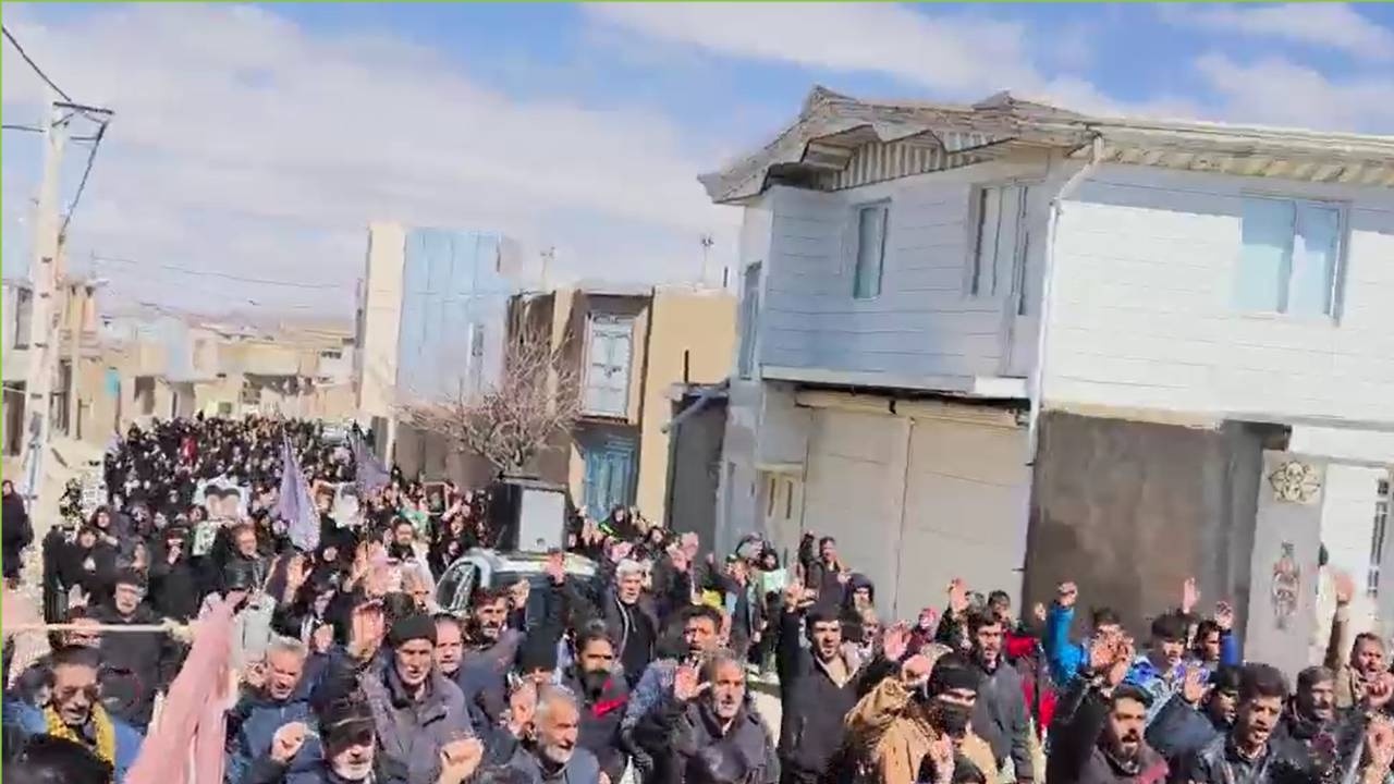 سوگواری شهادت رهبر انقلاب در خواف به روایت شهروندخبرنگار