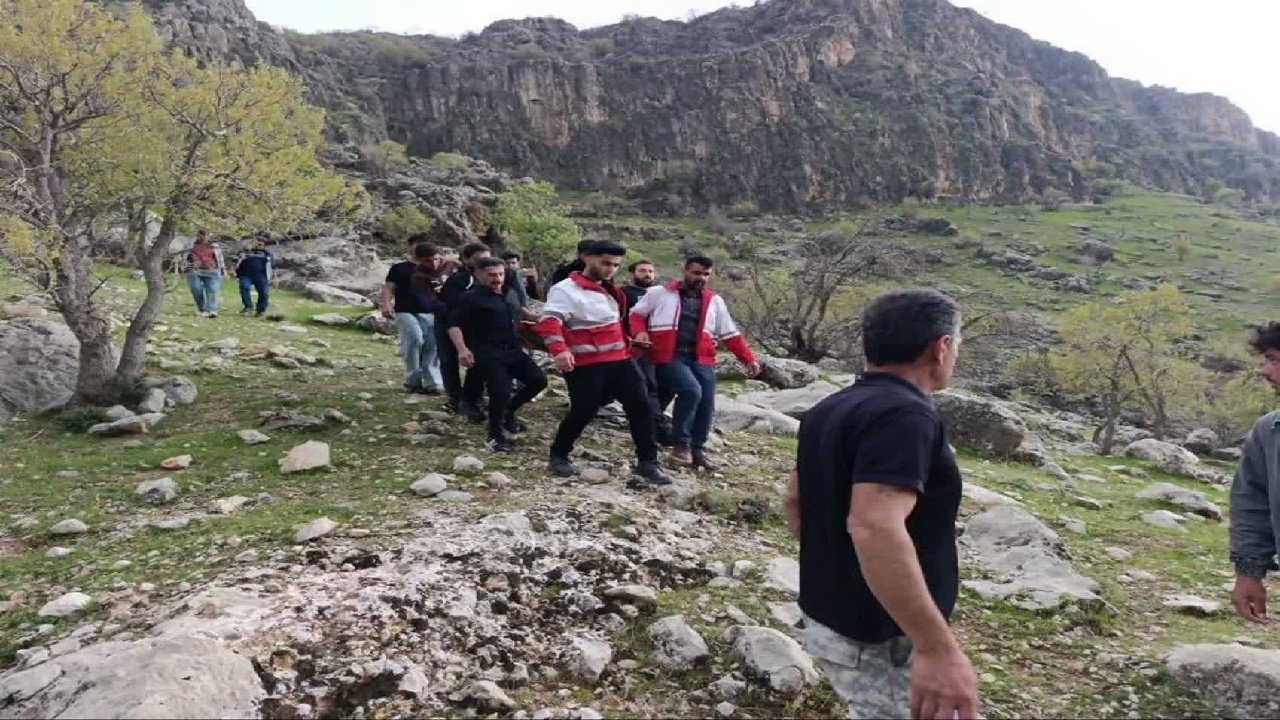 مرگ مرد ۴۰ ساله بر اثر سقوط از ارتفاعات رستم
