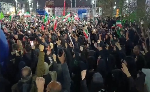 شور حسینی مردم رشت در فراق رهبر شهید انقلاب + فیلم و تصاویر