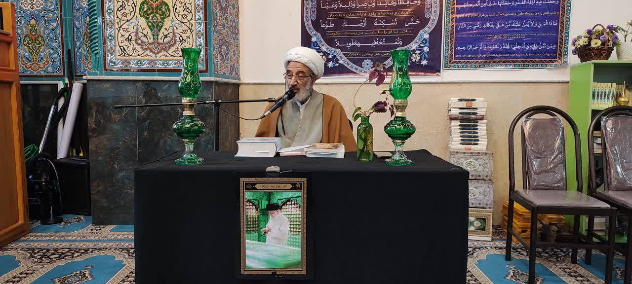 مراسم گرامیداشت یاد و خاطره رهبر معظم انقلاب اسلامی، در صالح آباد