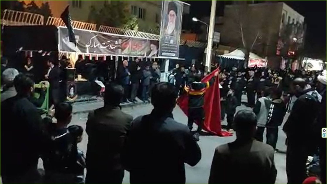 عزاداری مردم شهرستان اردل در سوگ رهبر شهید + فیلم