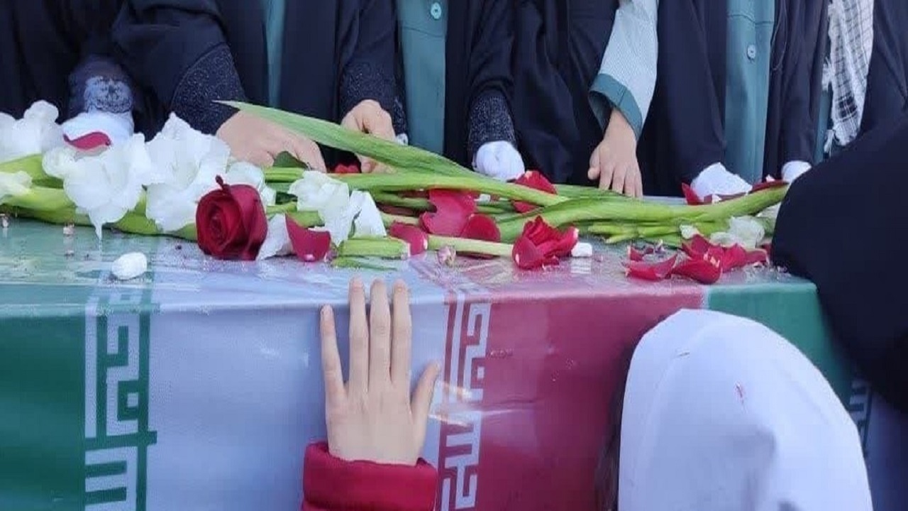 تشییع پیکر شهید مدافع امینت در سرخه