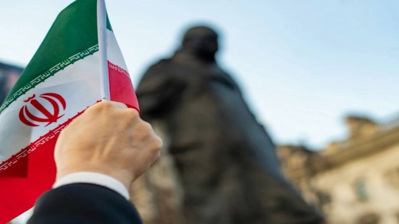 اعتراض حزب انگلیسی به فروش تسلیحات به متجاوزان ایران