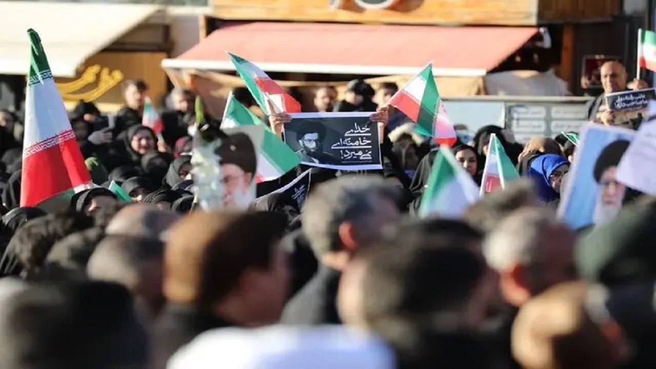 ستاد مرکزی اربعین: مواکب مردمی در شهرها آماده خدمت به هموطنان شدند