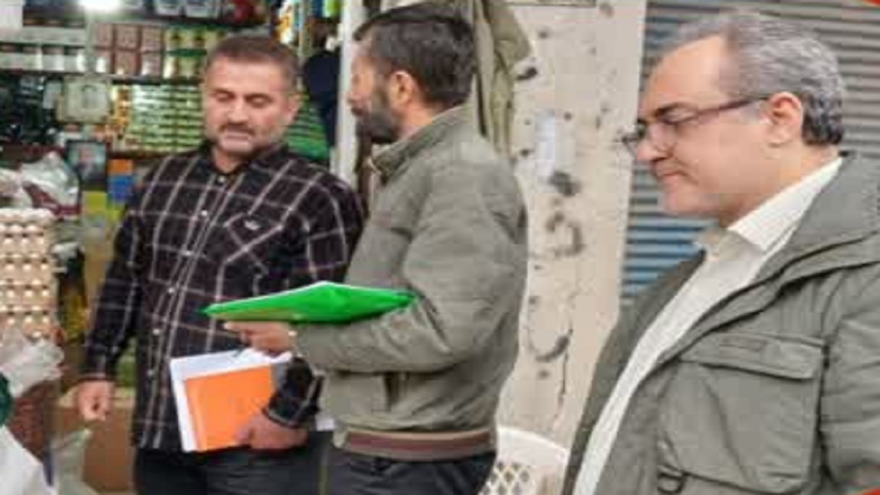 بازرسی‌های شبانه‌روزی در بازار ساری؛ برخورد قاطع با گران‌فروشان و محتکران
