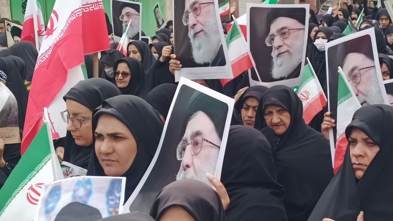 فریاد &laquo;انتقام انتقام&raquo; مردم زاهدان در پی محکومیت اقدامات تجاوزکارانه دشمن آمریکایی و صهیونی +فیلم و تصاویر