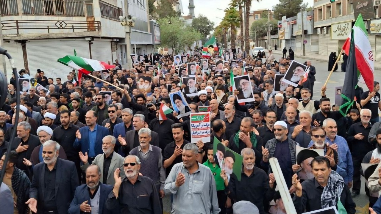 فریاد &laquo;انتقام انتقام&raquo; مردم زاهدان در پی محکومیت اقدامات تجاوزکارانه دشمن آمریکایی و صهیونی +فیلم و تصاویر