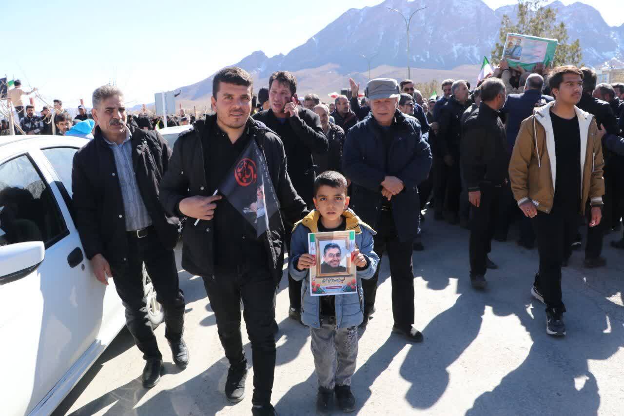 گزارش تصویری از مراسم تشییع باشکوه شهید والامقام شهید محمدرضا محسنی عسگرانی