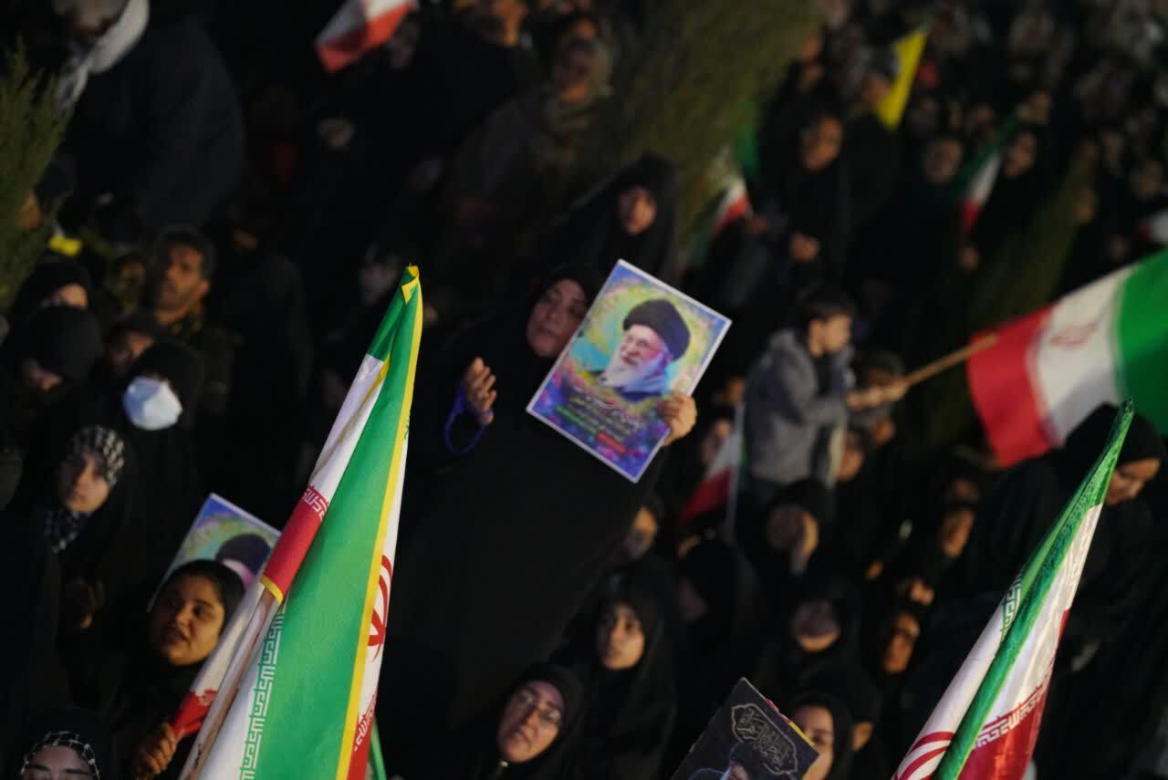 کرمان؛ بست&zwnj;نشسته در سنگر خون&zwnj;خواهی + تصاویر