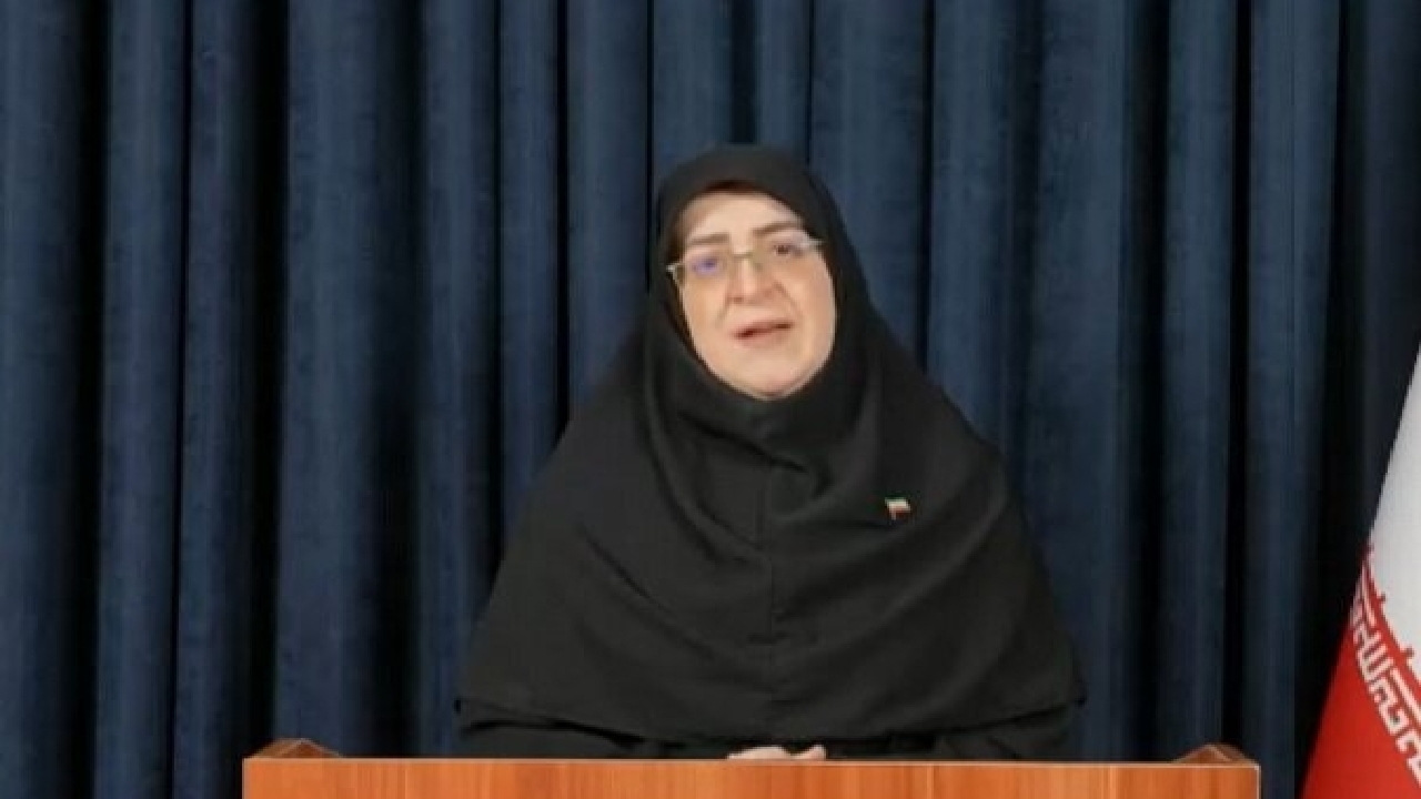مهاجرانی: ۳هزار واحد مسکونی مورد اصابت قرار گرفته‌اند/ تامین کالا‌های اساسی، دارو و سوخت