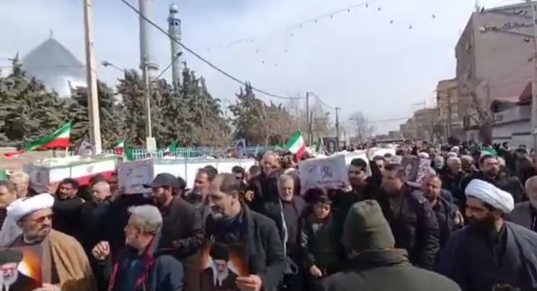 راهپیمایی نمازگزاران ارومیه‌ای ‌در خونخواهی شهادت امام خامنه ای و اعتراض به جنایت‌های رژیم صهیونیستی و آمریکا+فیلم
