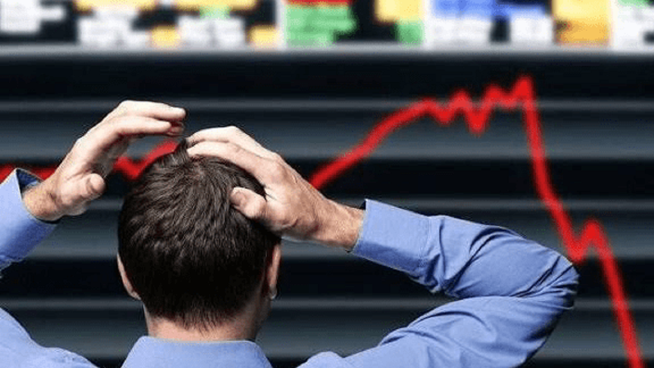 اکونومیست: اقتصاد جهان با نفت ۱۰۰ دلاری بحرانی می‌شود