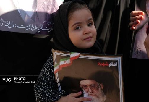 مردم لرستان در راهپیمایی امروز؛ یک بار دیگر پای امام شهید و انقلاب اسلامی  ایستادند + تصاویر