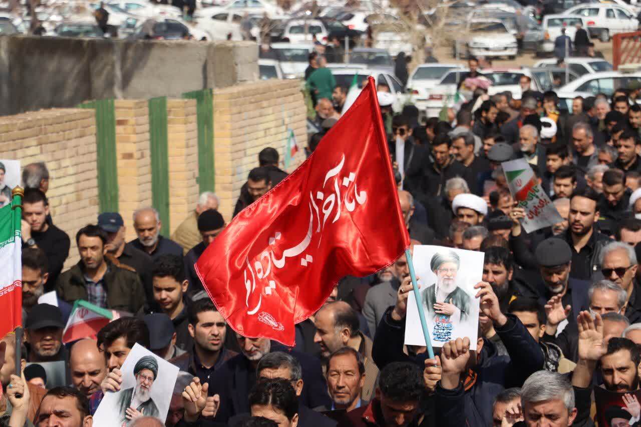 فریاد استکبارستیزی در سمنان طنین&zwnj;انداز شد