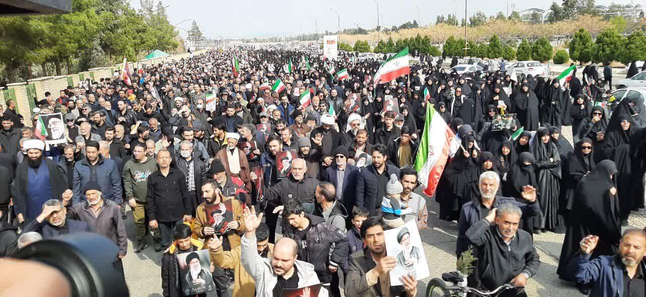فریاد استکبارستیزی در سمنان طنین&zwnj;انداز شد