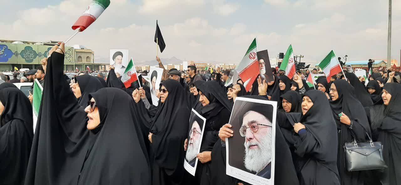 فریاد استکبارستیزی در سمنان طنین&zwnj;انداز شد