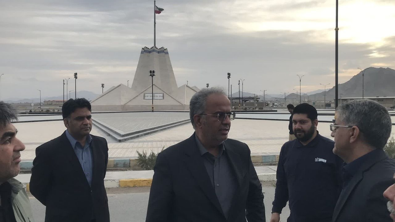 تأکید استاندار بر ساماندهی پیشانی ورودی زاهدان/ طرح اصلاح و بهسازی میدان راه و شهرسازی در دستور کار