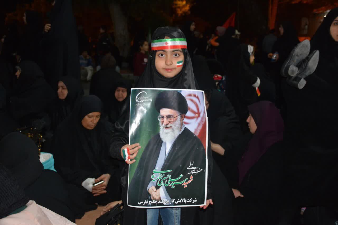 خروش انقلابی بهبهانی&zwnj;ها در سوگ شهادت رهبر انقلاب