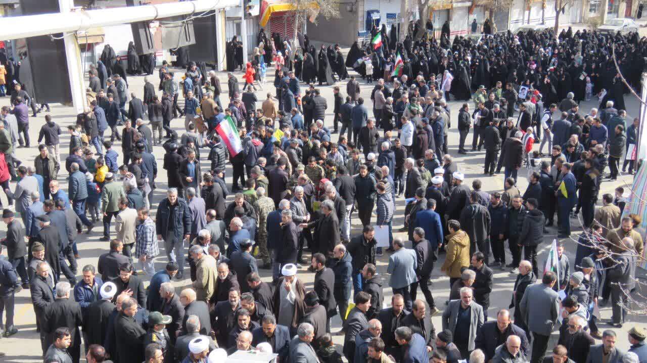 گزارش تصویری ازحضور پرشور و حماسی هریس در سوگ رهبر شهید