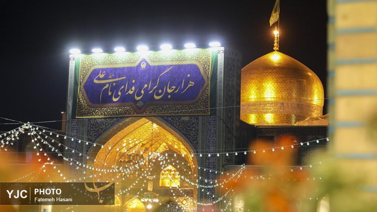 غبارروبی پنجره فولاد حرم امام رضا علیه السلام + فیلم