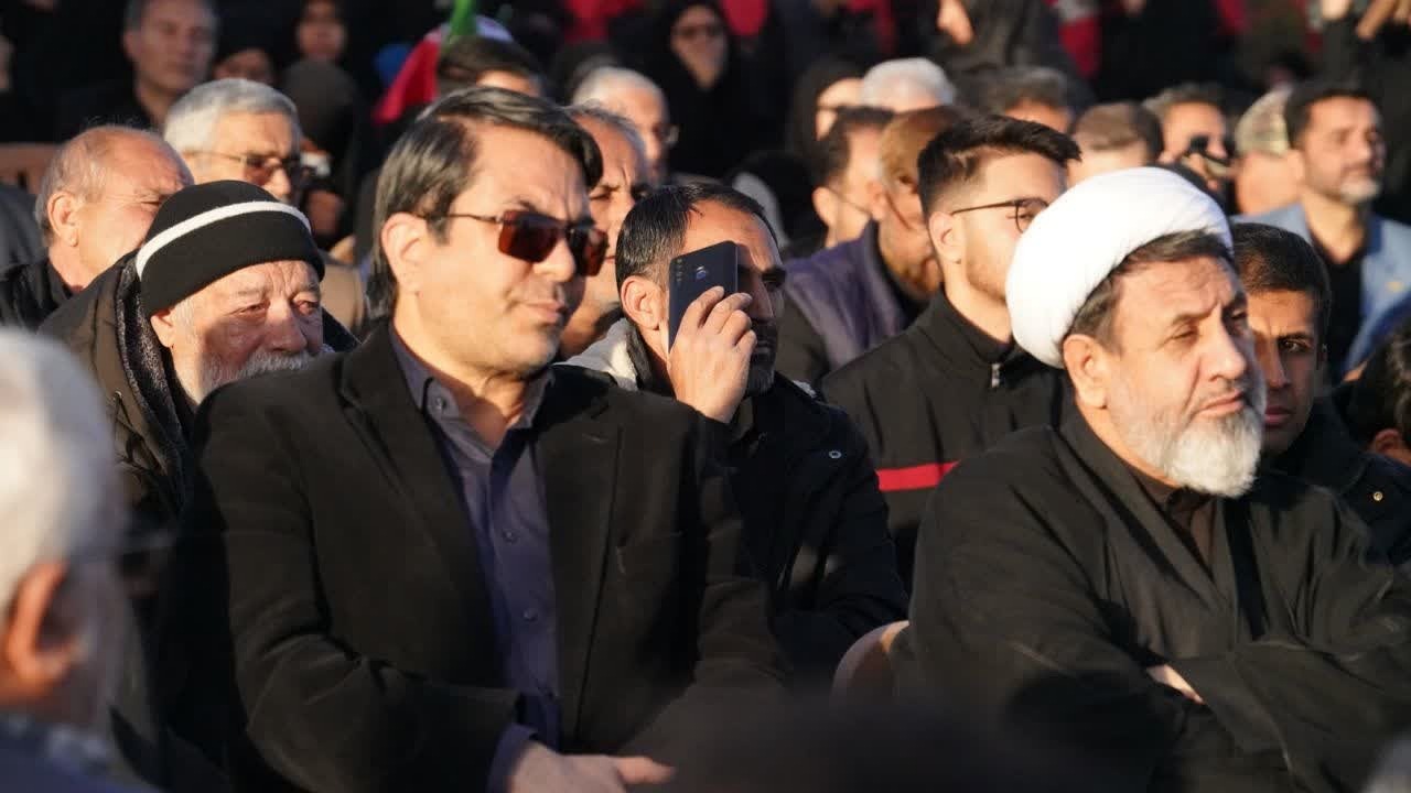 میدان آزادی، محراب عاشقان بی‌قرار + تصاویر