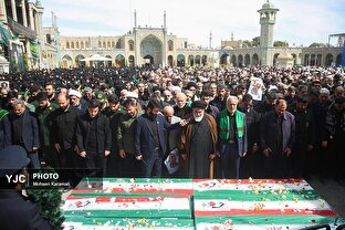 تشییع پرشکوه پیکر پاک شهدای جنگ رمضان در قم
