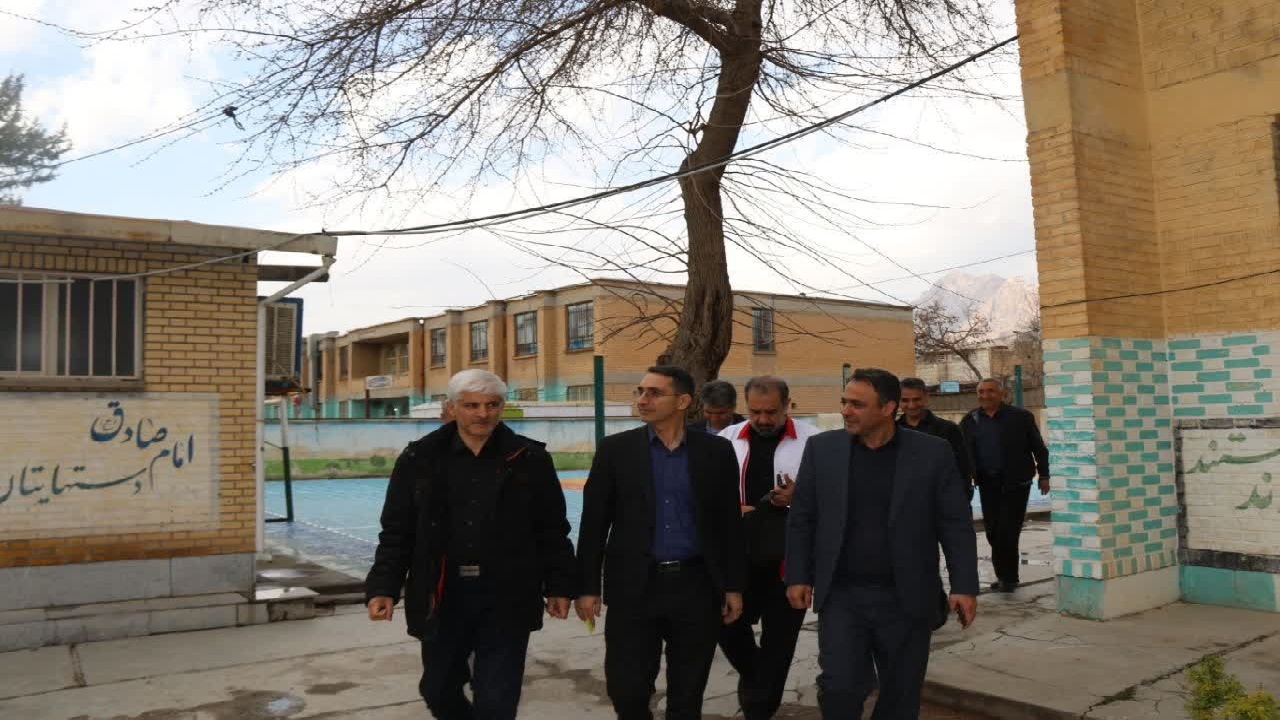 ۱۴۵ مدرسه لرستان آماده اسکان موقت و اضطراری