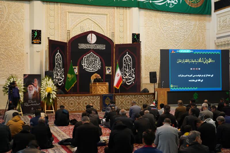 سلامی از حرم برای رهبر شهید و رزمندگان اسلام + فیلم