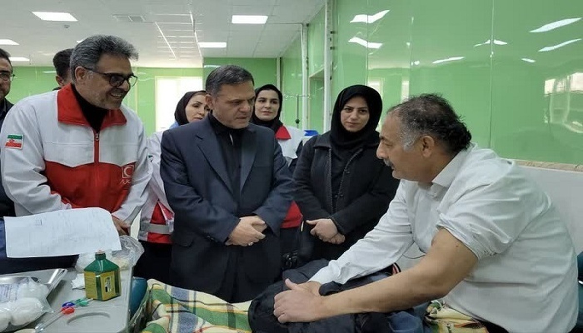 باشگاه خبرنگاران -مرکز دیالیز هلال احمر زنجان، با ظرفیت ۵۰ تخت، در آمادگی کامل برای ارائه خدمات درمانی به بیماران است