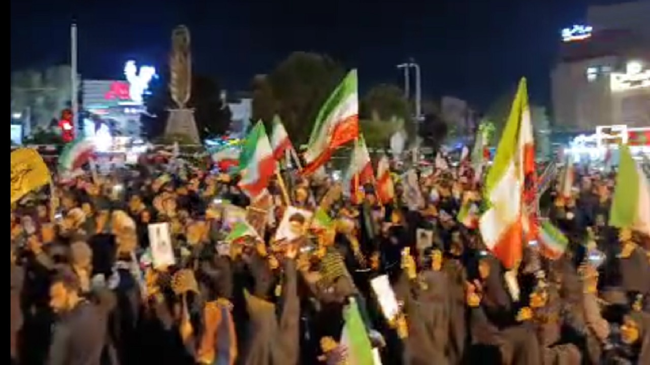 ادامه موج خروشان خونخواهی رهبر شهید در قم+فیلم