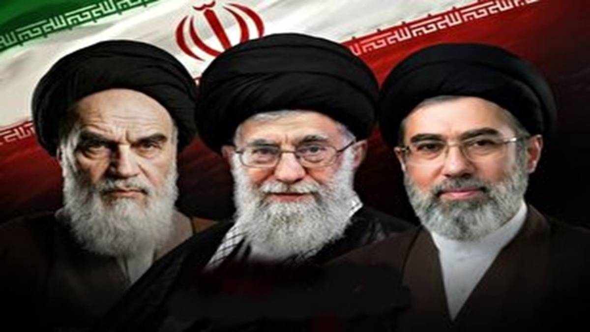 بازخوانی لحظات قرائت وصیت نامه امام خمینی (ره) توسط رهبر شهید انقلاب + فیلم