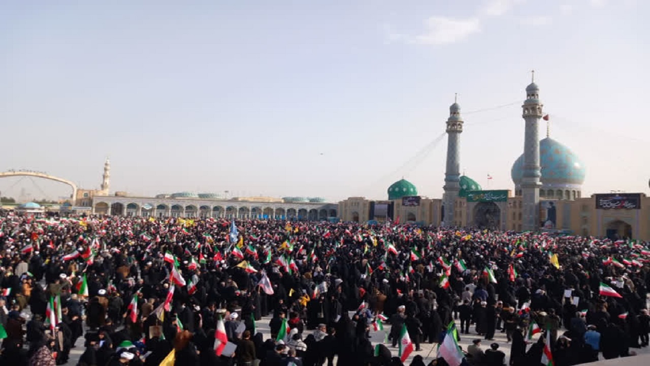 بیعت جانانه با سومین رهبر انقلاب اسلامی در میعادگاه منتظران+ فیلم و تصاویر