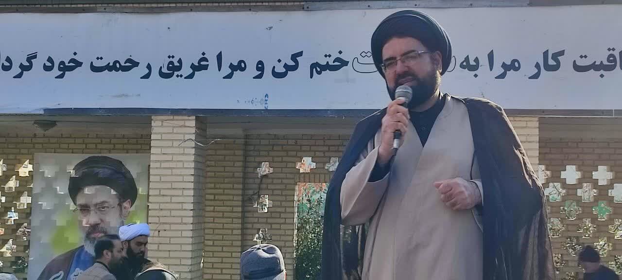 تجدید بیعت صالح آبادیها با رهبر انقلاب اسلامی تجدید بیعت صالح آبادیها با رهبر انقلاب اسلامی