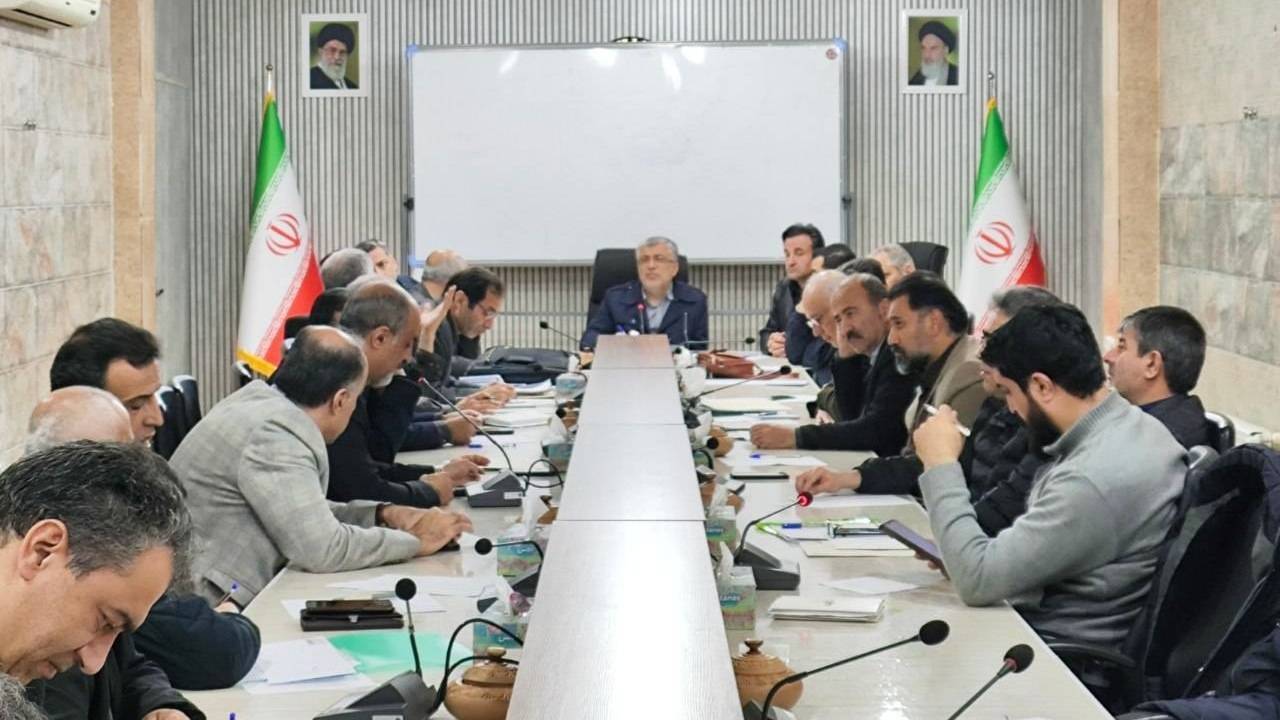 تامین و توزیع کالاهای اساسی در کردستان بدون وقفه در حال انجام است