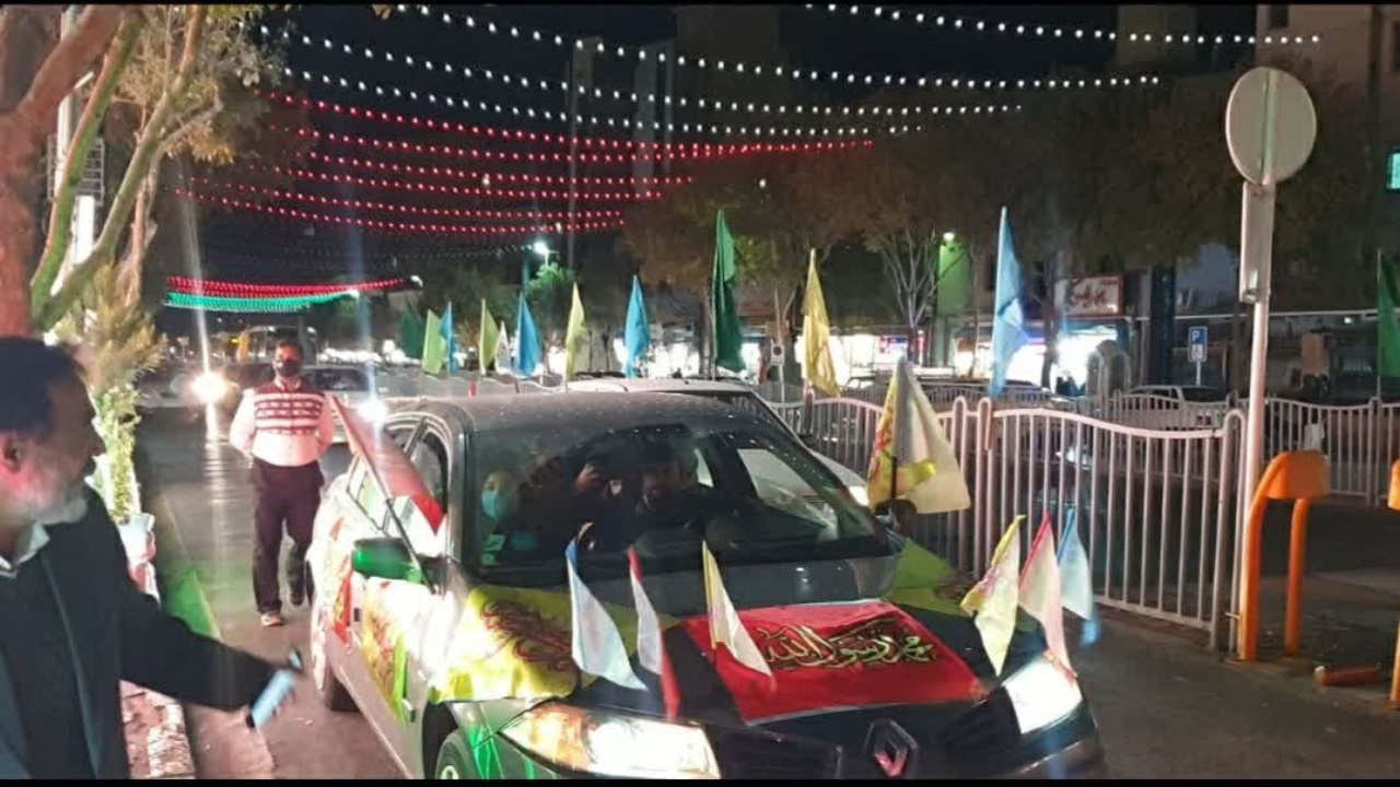 برپایی کاروان خودرویی در دزفول در پی شهادت رهبر انقلاب + فیلم