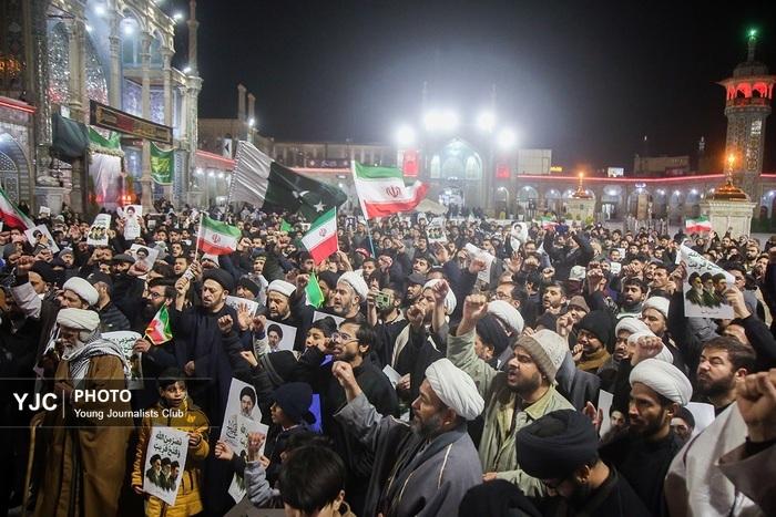 بیعت تاریخی طلاب اردو زبان با علمدار جدید انقلاب در قم+تصاویر