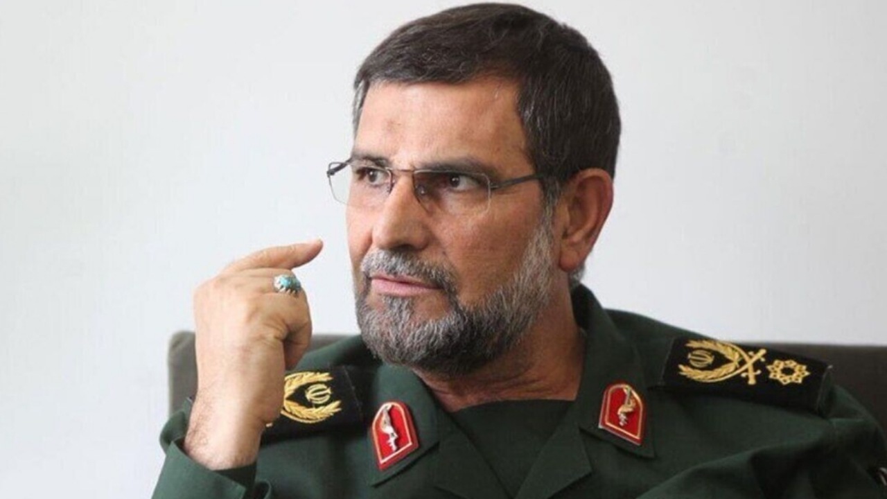 دریادار تنگسیری: هیچ شناور مرتبط با متجاوزان حق عبور از تنگه هرمز را ندارد