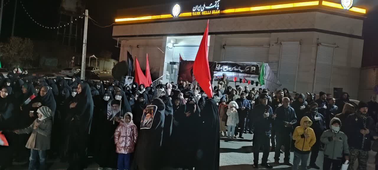 تجمع خودجوش صالح آبادی&zwnj;ها در انزجار از جنایات آمریکایی - صهیونی همزمان با شهادت امام علی (ع) + عکس
