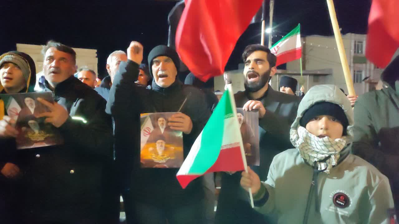 تجمع خودجوش صالح آبادی&zwnj;ها در انزجار از جنایات آمریکایی - صهیونی همزمان با شهادت امام علی (ع) + عکس
