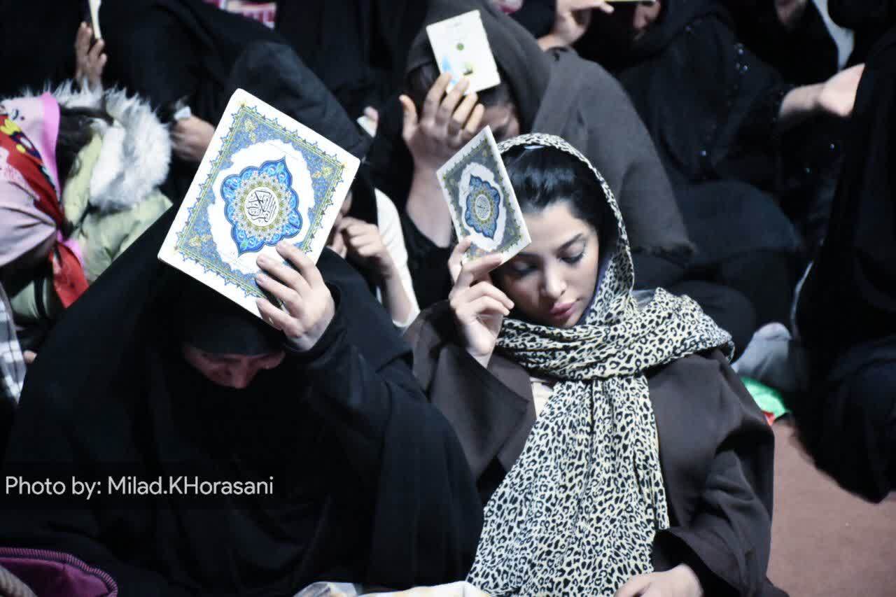 حال و هوای دومین شب از لیالی قدر در بهبهان به روایت تصاویر