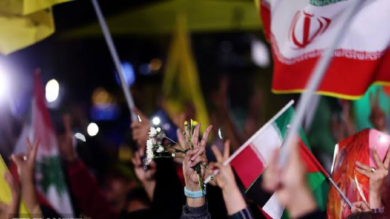 نسخه قرآن برای ایستادگی در برابر دشمن