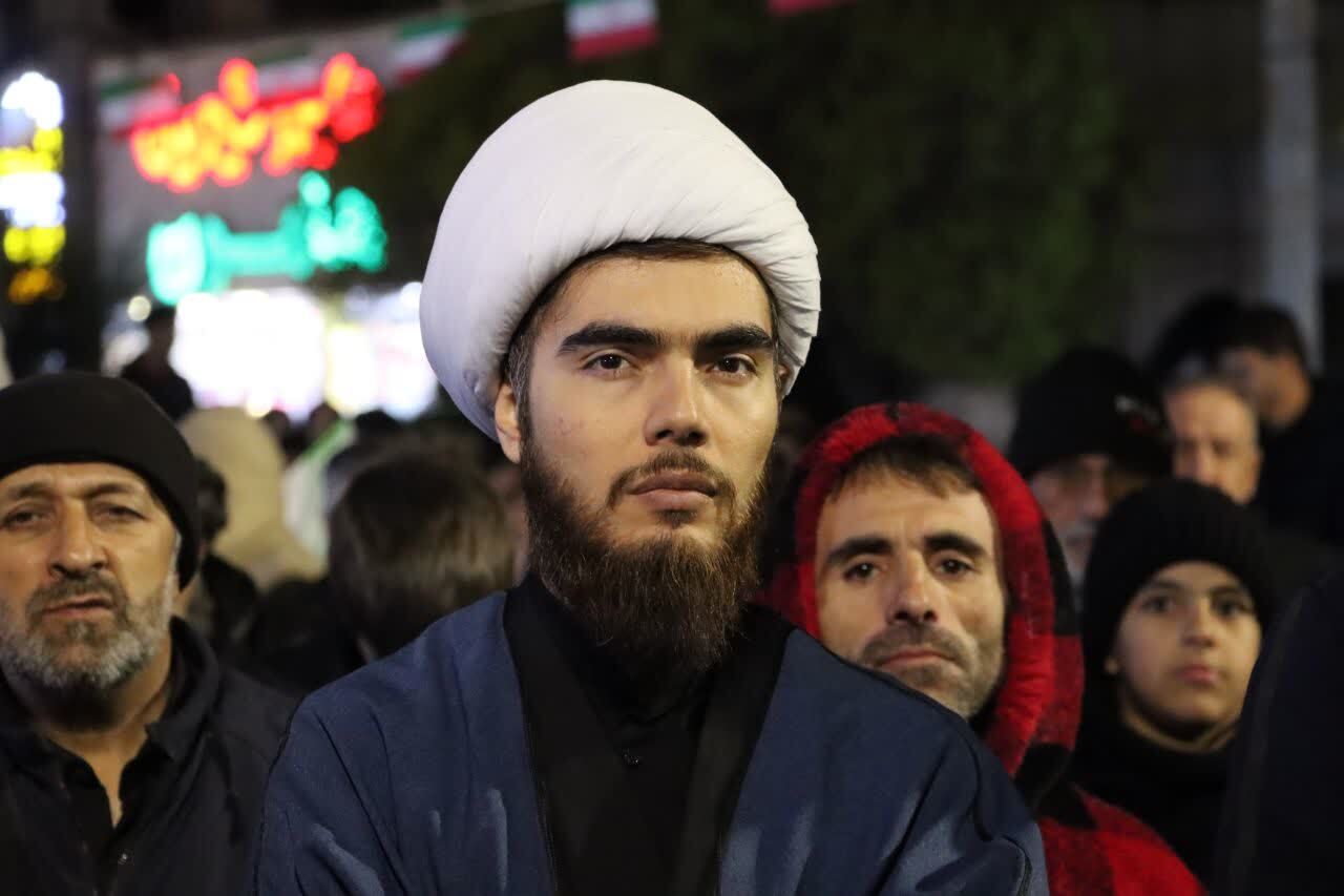 جلوه&zwnj;هایی از یازدهمین اجتماع عظیم ماهدشتی&zwnj;ها برای شهادت رهبر انقلاب